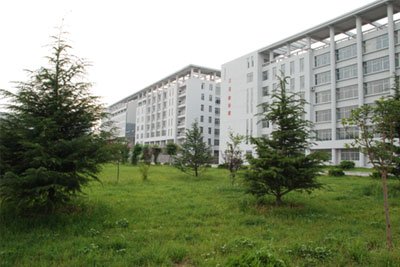 中国海洋大学教学楼风景