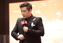 洪诚阳讲家族传承