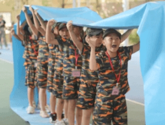 军事夏令营是怎么安排的?