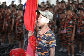 小学生军事夏令营有什么收获?